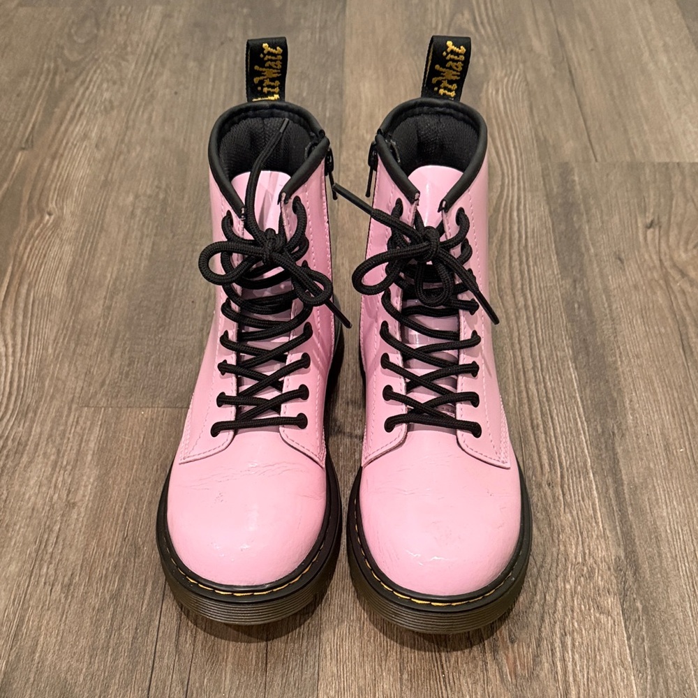Dr. Martens 1460 J 8-Eye Patent Leather Boot in Pale Pink
